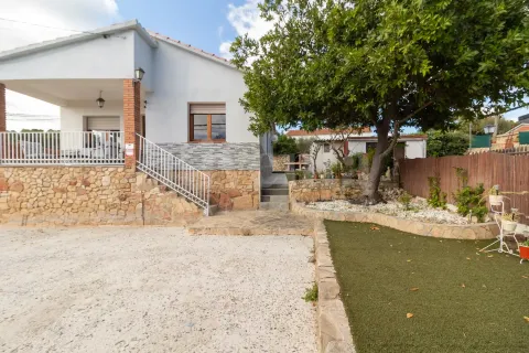 Haus 90 m² in la Torre de Claramunt