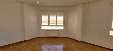 Pis de 100 m² a Balazote