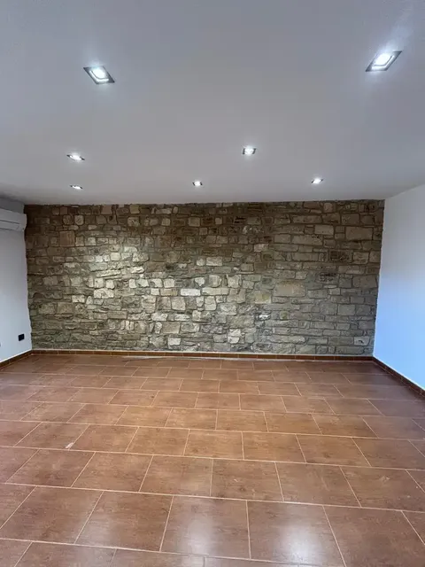 Appartamento 331 m² a les Oluges