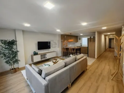 Flat 122 m² in Vimianzo