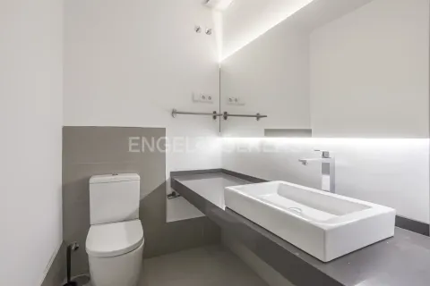 Appartamento 186 m² a Madrid