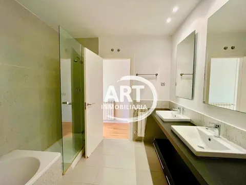Casa de 202 m² a la Pobla de Vallbona