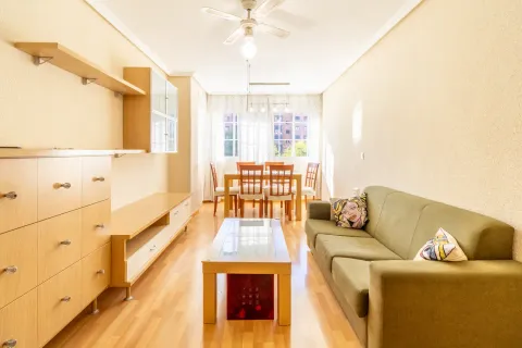 Wohnung 84 m² in Madrid