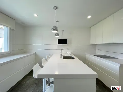 Casa de 240 m² a Ogíjares