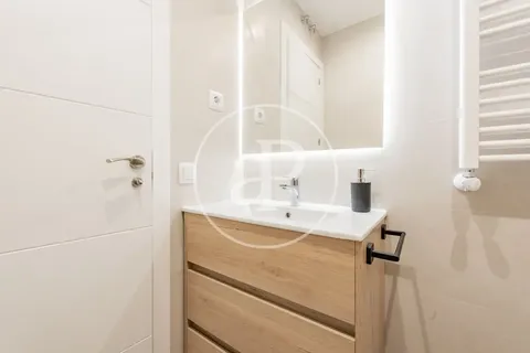 Wohnung 78 m² in Madrid