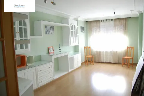 Flat 96 m² in Albacete