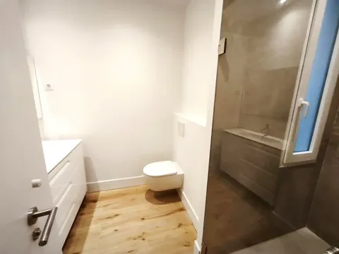 Wohnung 86 m² in Madrid