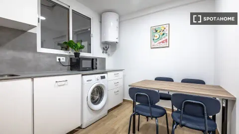 Chambre à louer, Valence