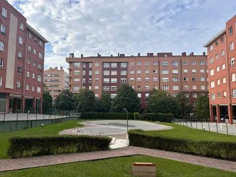Pis de 89 m² a Gijón
