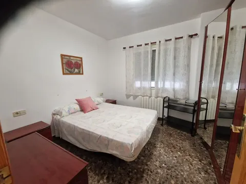 Pis de 76 m² a la Pobla de Vallbona