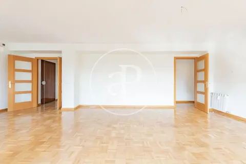 Wohnung 180 m² in Madrid