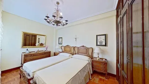 Pis de 125 m² a Pamplona
