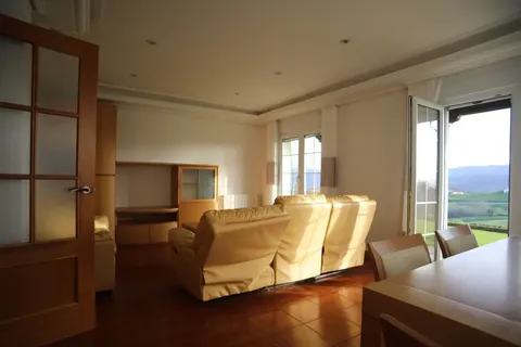 Casa de 216 m² a Udías