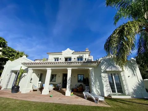 Haus 375 m² in Benahavís