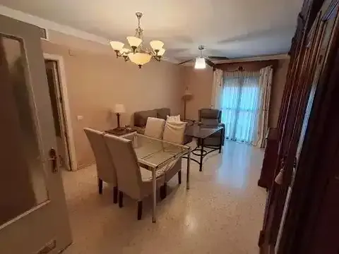 Pis de 89 m² a Còrdova