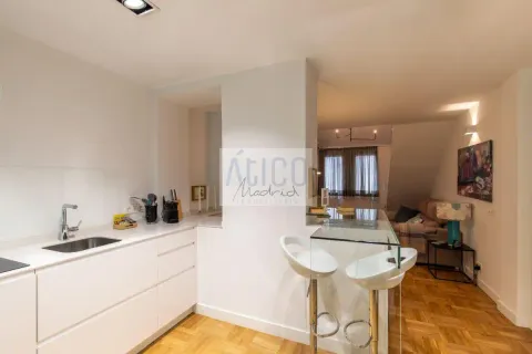 Flat 80 m² in Madrid