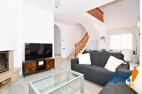Casa de 196 m² a Roda de Berà