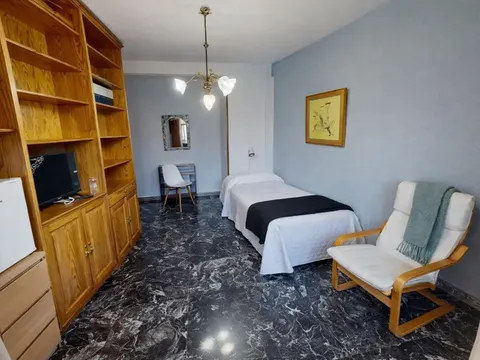 Кімната в оренду, Aranda de Duero