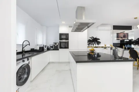 Piso de 80 m² en Marbella