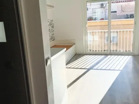 Pis de 25 m² a Badalona