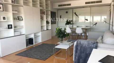 Flat 71 m² in Madrid (2/30)