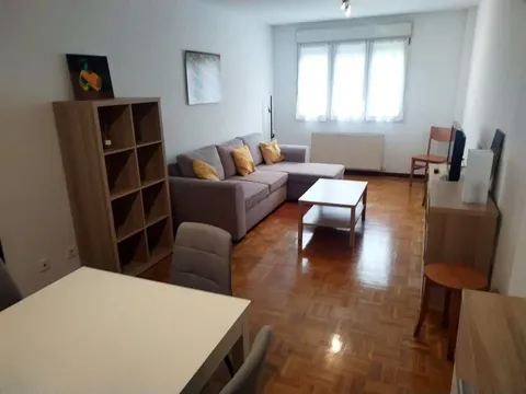 Pis de 110 m² a Gijón