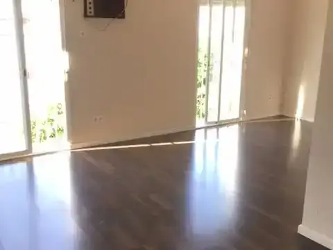 Pis de 100 m² a Còrdova