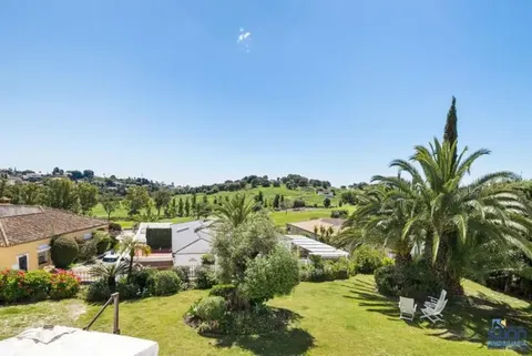 Casa de 412 m² a Estepona