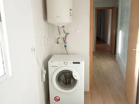 Pis de 84 m² a Almansa