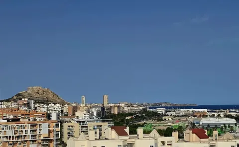 Pis de 136 m² a Alacant