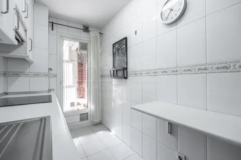 Wohnung 94 m² in Madrid