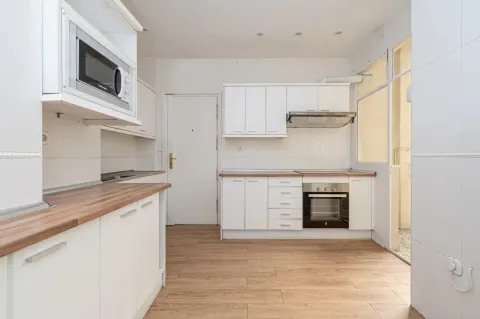 Room for rent, Madrid