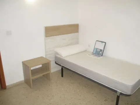 Room for rent, Valencia