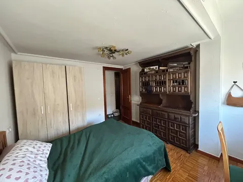Habitació de lloguer, Lleó