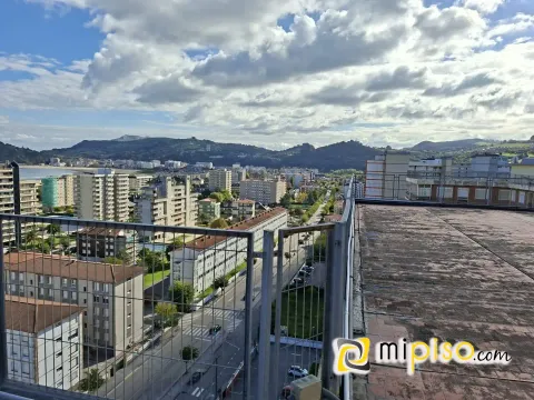Wohnung 58 m² in Laredo