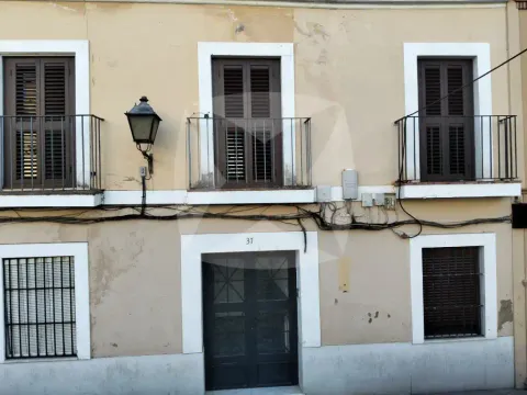 Piso de 90 m² en Badajoz