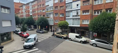 Pis de 64 m² a Gijón