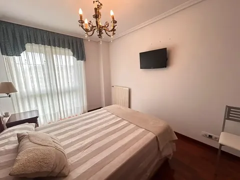 Pis de 89 m² a Gijón