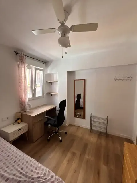 Habitació de lloguer, Burjassot