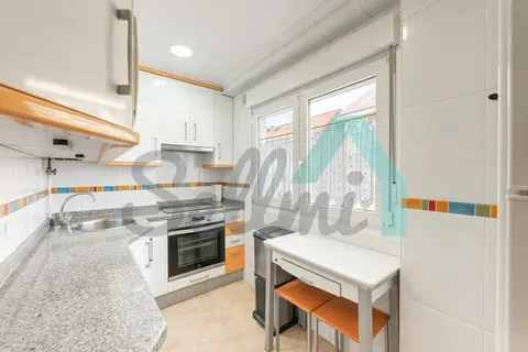 Flat 52 m² in Oviedo