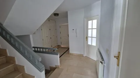 Haus 275 m² in Pozuelo de Alarcón
