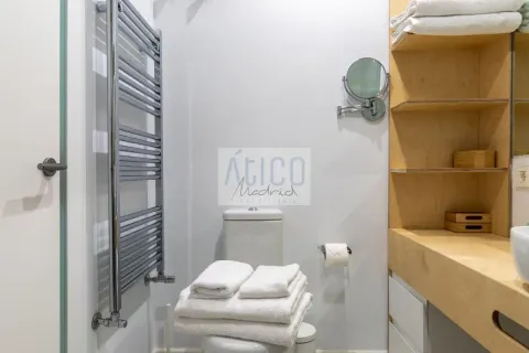 Flat 80 m² in Madrid