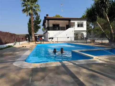 Casa de 1700 m² a Alberic