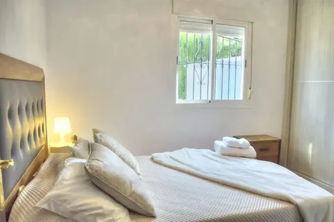 Haus 97 m² in Alcaucín