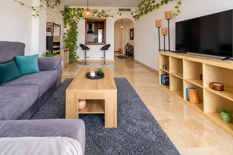 Wohnung 74 m² in La Línea de la Concepción