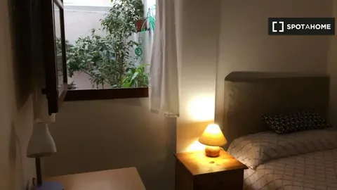 Chambre à louer, Valence