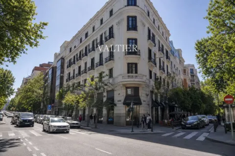 Flat 125 m² in Madrid