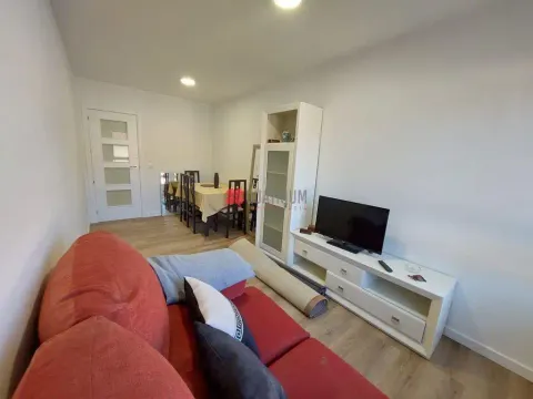 Pis de 83 m² a Ames (2/26)