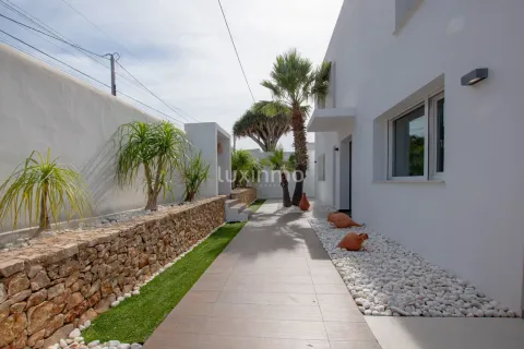 Haus 300 m² in Dénia