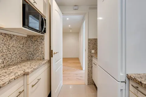 Flat 94 m² in Barcelona
